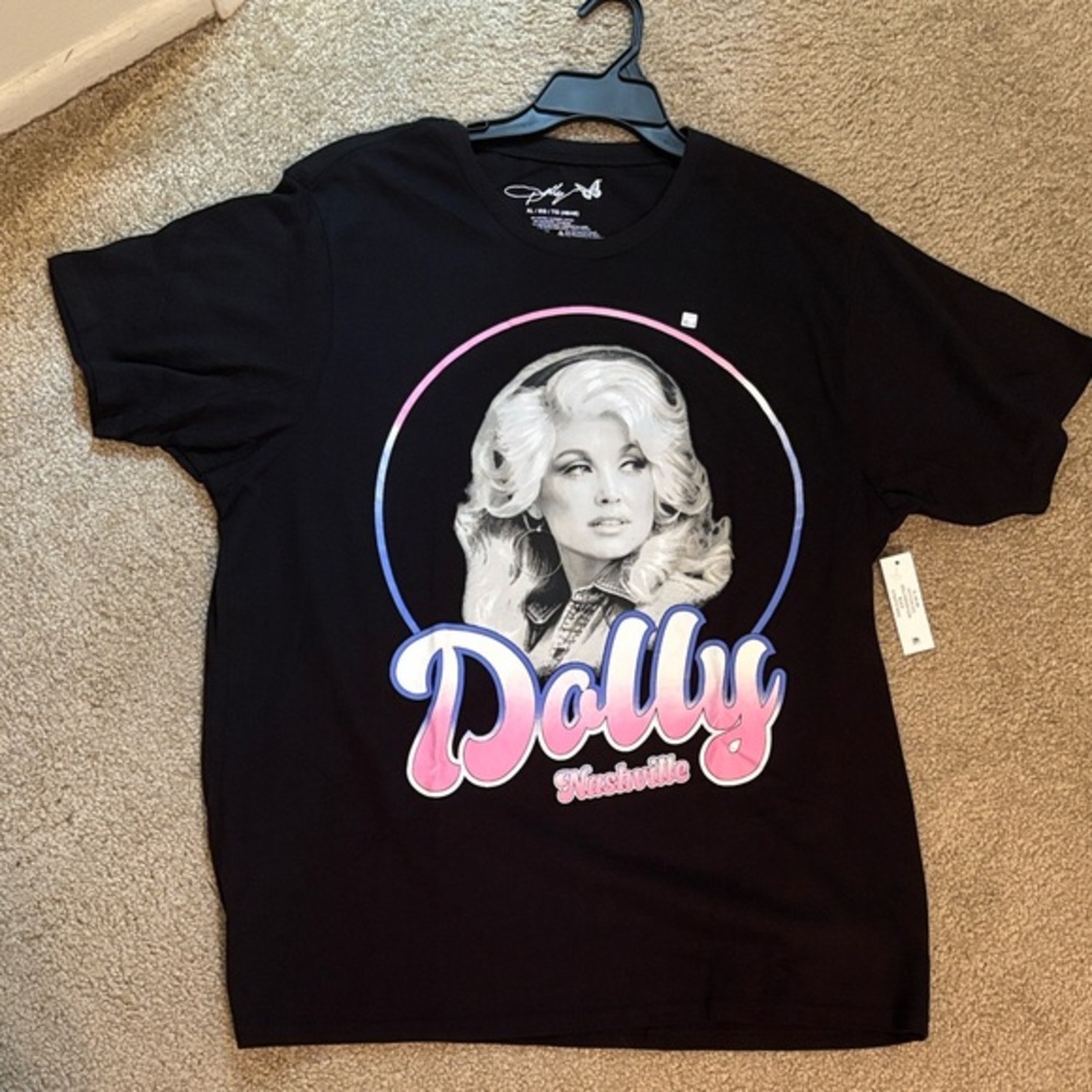 NWT Dolly Parton Nashville Black Tee Shirt XL